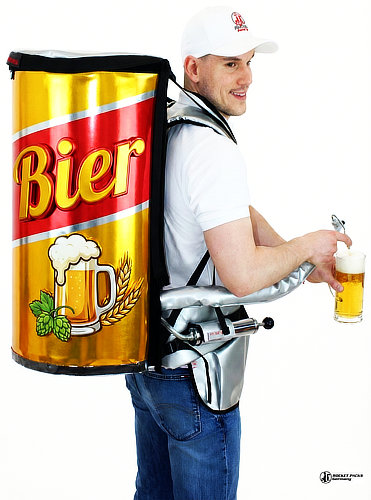 Mobiler Bierrucksack Rocketpacks mit 19 Liter Tank für den Bierausschank auf Festivals, Thermo-Getränkerucksack, isoliert für Bier (kalt) oder Glühwein und Kaffee (heiß)