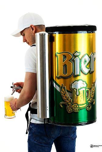 Promotion-Rucksack mit Bierzapfanlage und austauschbarer Fläche für Firmen-Branding, Praktischer Bier-Rucksack inklusive Becherspender für schnellen Service auf Events