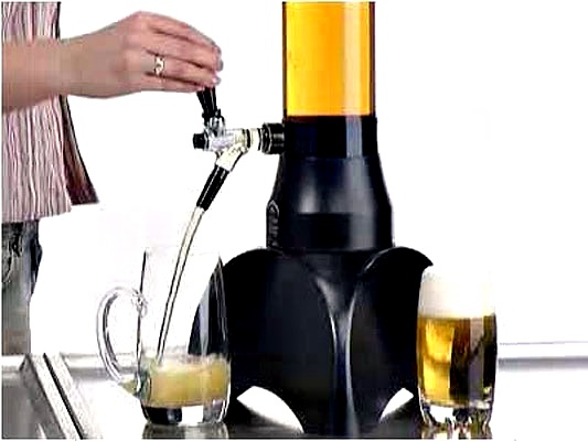 Transparenter Zapfturm zum Selbstzapfen von Bier – das Highlight für jede Party und jedes Firmenevent.